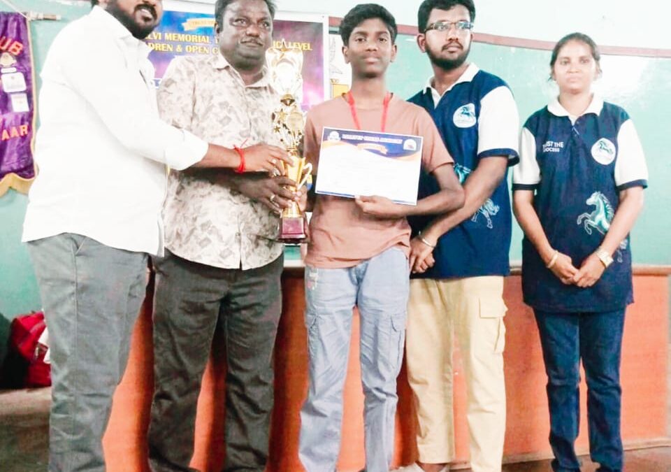 🏆 Roger Melvin R V Shines with 2nd Place at Imayaselvi Memorial District Level Tournament!